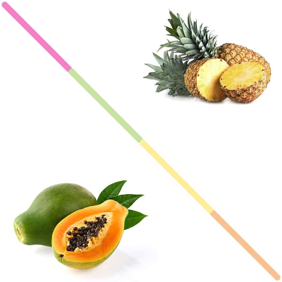 Un ananas entier à côté d'un ananas tranché en deux surgelé et une papaye entière à côté d'une demi papaye avec feuilles et pépins sur fond blanc